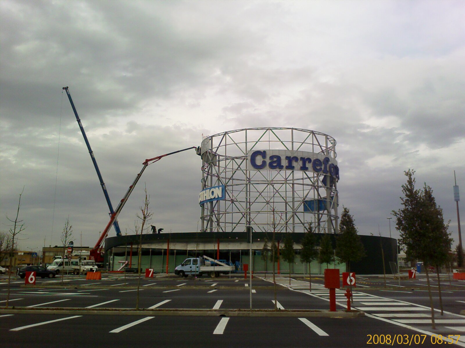 200803070857_00095