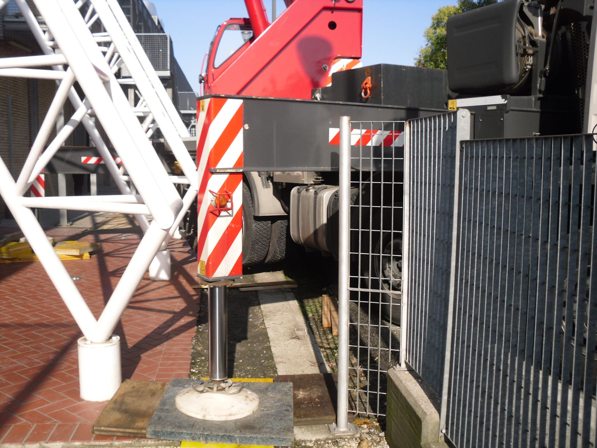 SDC17384